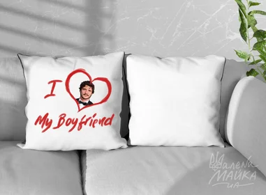 Подушки с фото: Педро Паскал